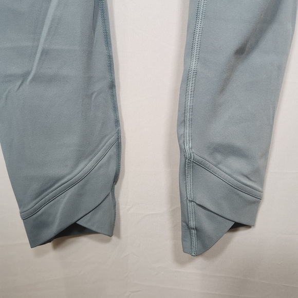 Gymshark Women's Crossover Leggings - Picture 5 of 6